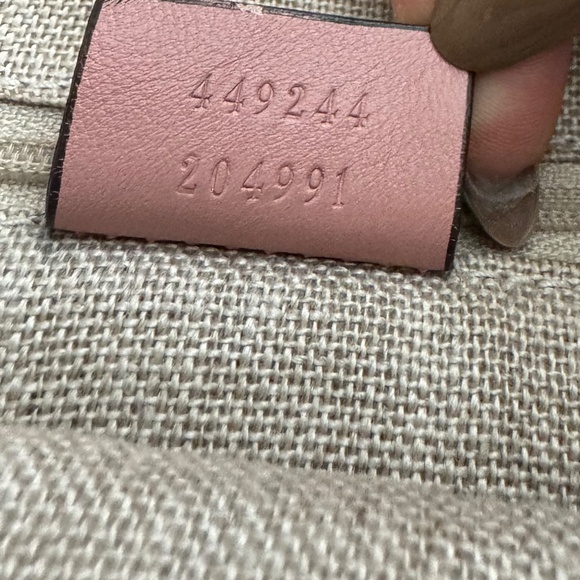 Gucci Hobo Microguccissima Pink Leather Shoulder Bag - Picture 10 of 12